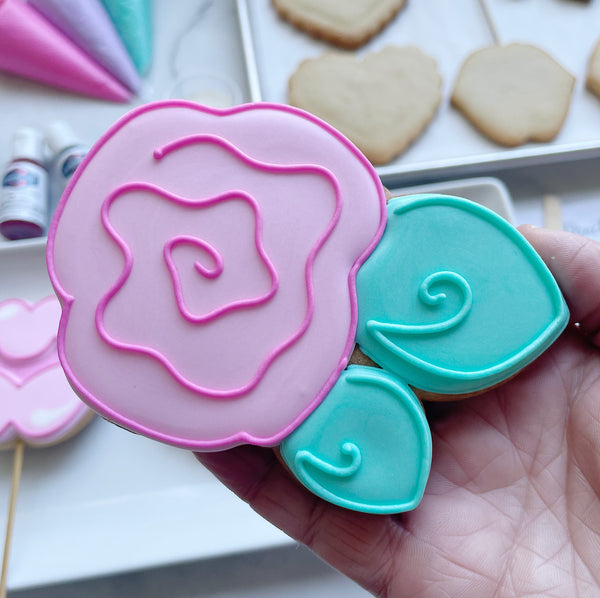 XOXO! Cookies & Sip Thur. January 26th 6:30pm-8:30pm